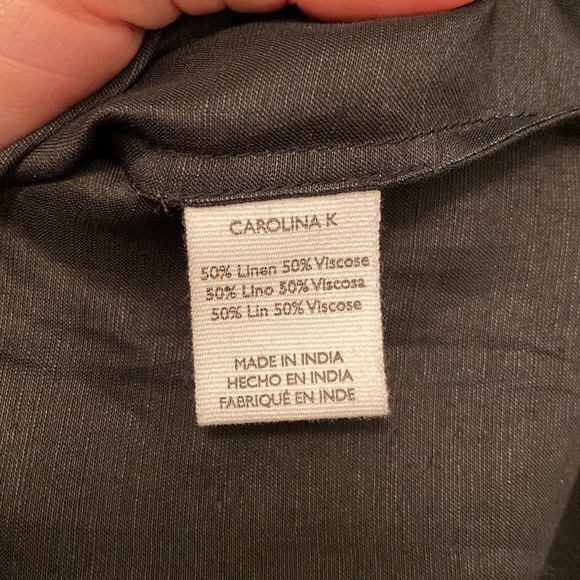 Carolina K
Xim Cape-Sleeve Maxi Kaftan - Picture 9 of 9